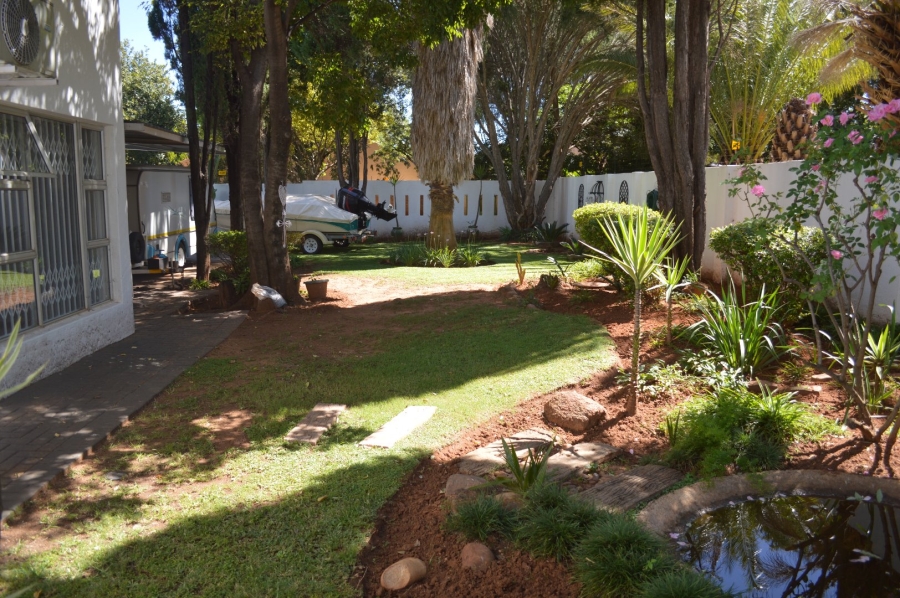 3 Bedroom Property for Sale in Flamwood North West